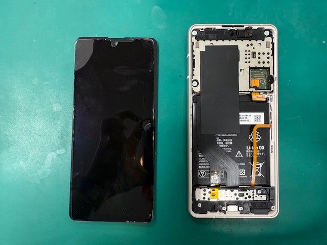 AQUOS sense8（アクオスセンスエイト）の液晶画面交換ならスマホ修理工房アル・プラザ小杉店へお任せください